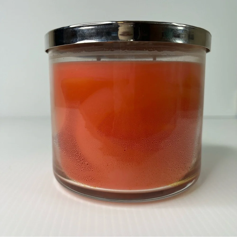 Bath and Body Works Orange Sunny Coconut Dress 3 Wick Candle NEW 14.5oz Summer